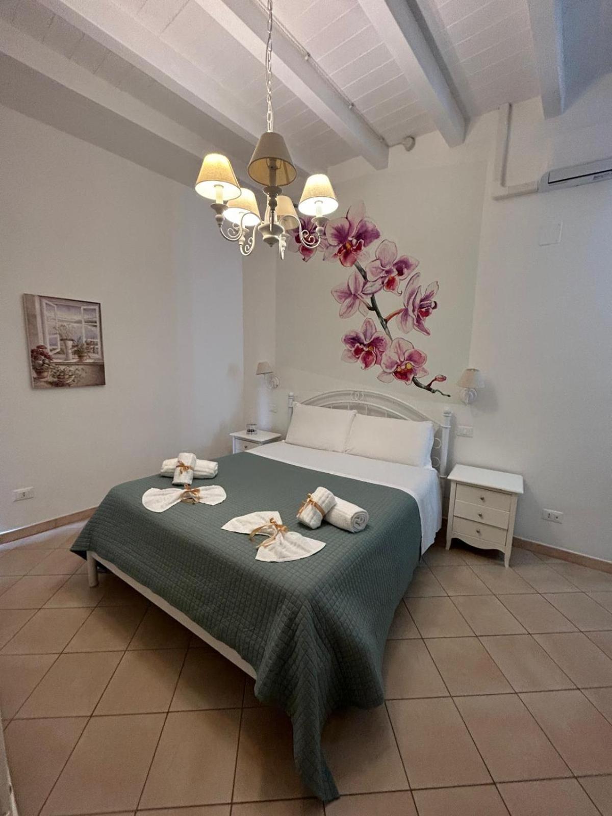 מלון My Monopoli- Casa Dei Fiori "Orchidea" Centro Storico מראה חיצוני תמונה